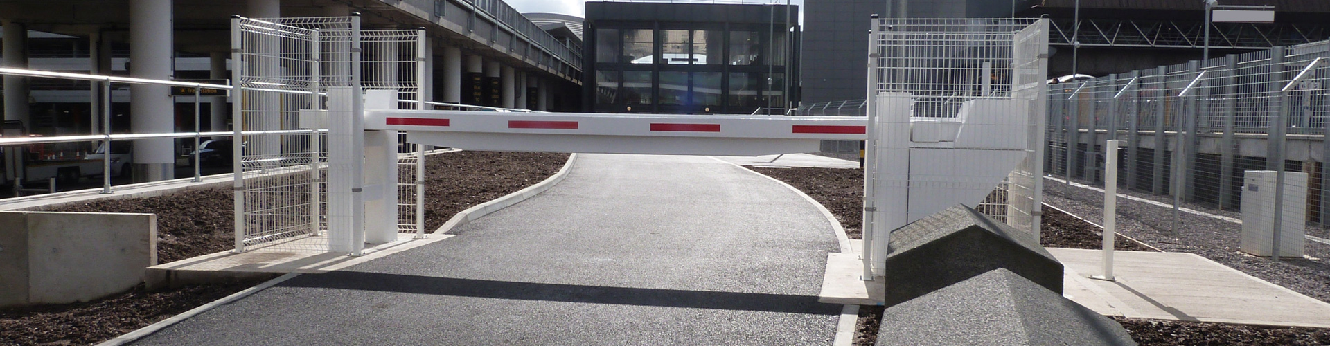 Crash Rated Barrier Suppliers & Manufacturers